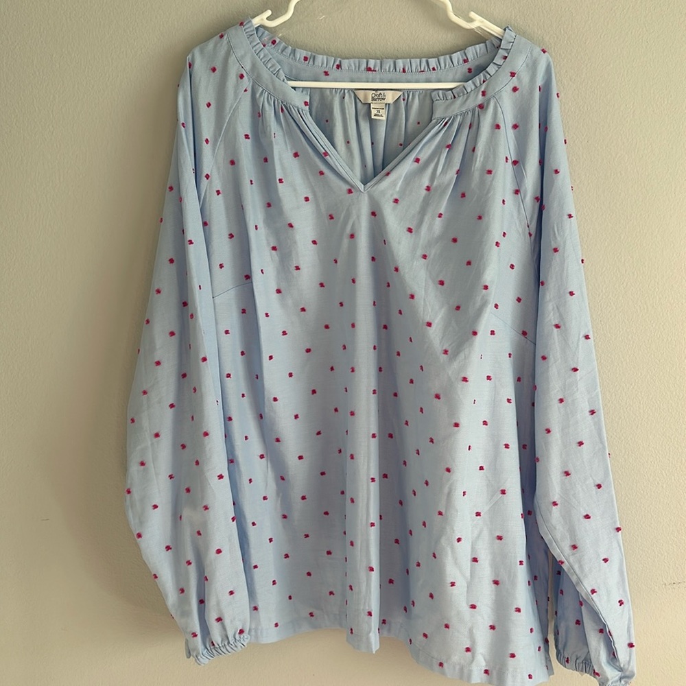 Women’s Long Sleeve Blouse NWT